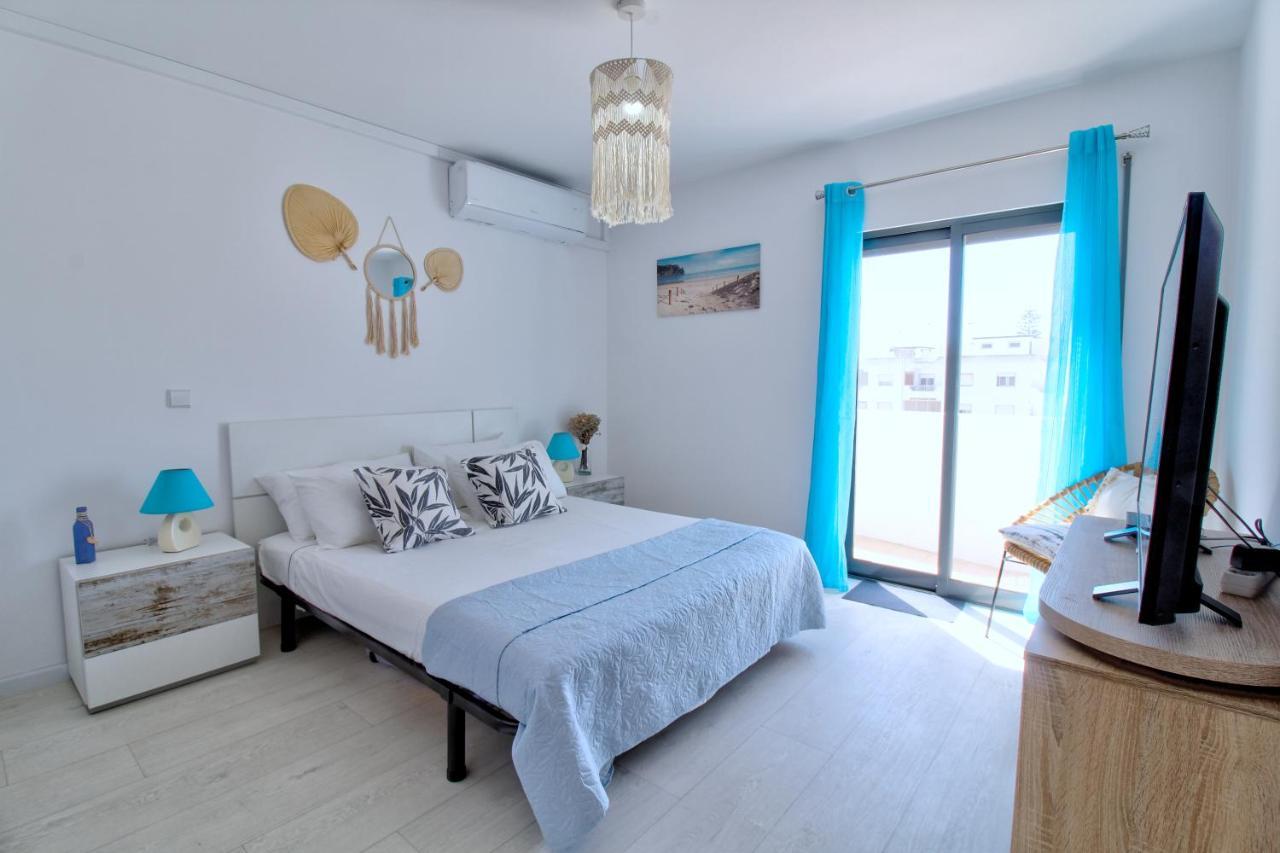 Апартаменты Center Location, Ac, Swimming Pool, And Parking Ольян Экстерьер фото